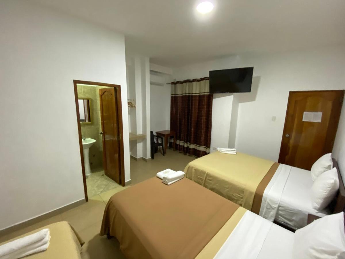 Fitzcarrald Hotel Iquitos Buitenkant foto